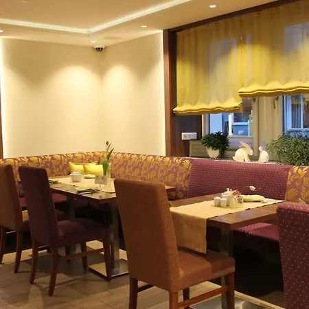 Number One 4* 바이트하우스